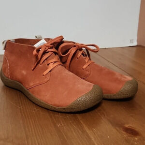 NWOT Keen mens size 10.5 lace up boots Chukka Leather Potters C/B